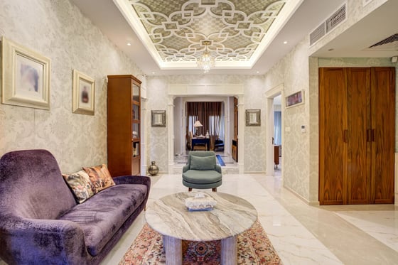Beautifully finished 5-bed villa with lake views in Meadows, picture 13
