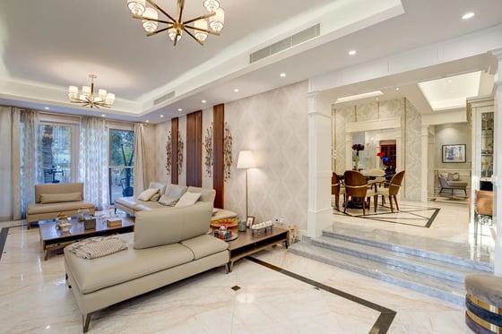 Beautifully finished 5-bed villa with lake views in Meadows, picture 9
