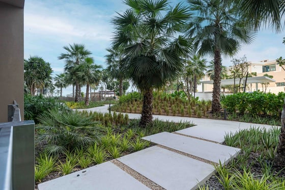 A calm, earthy 2-bed home in Six Senses Residences, Palm, picture 16