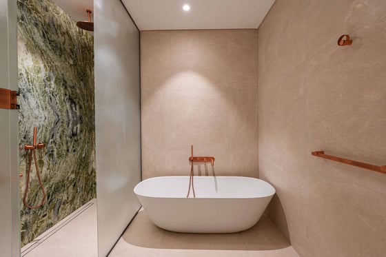 A calm, earthy 2-bed home in Six Senses Residences, Palm, picture 12