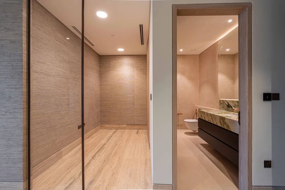 A calm, earthy 2-bed home in Six Senses Residences, Palm, picture 17