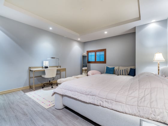 Sophisticated Three-Bedroom Apartment in DIFC, picture 18