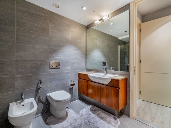 Sophisticated Three-Bedroom Apartment in DIFC, picture 24
