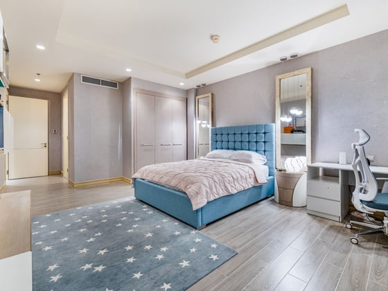 Sophisticated Three-Bedroom Apartment in DIFC, picture 14