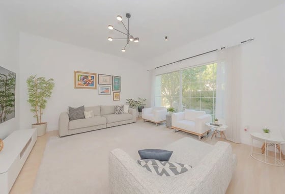 Single Row | Landscaped Garden | Extended Patio, picture 3