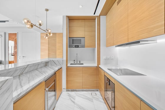 High-Floor 2BR Sea View |  Chic Upgrades, picture 7