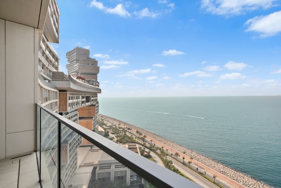 High-Floor 2BR Sea View |  Chic Upgrades, picture 13