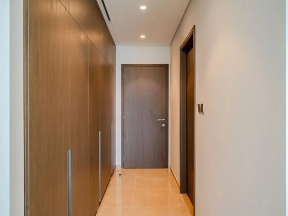 Refined Downtown Apartment with Burj Khalifa View, picture 11