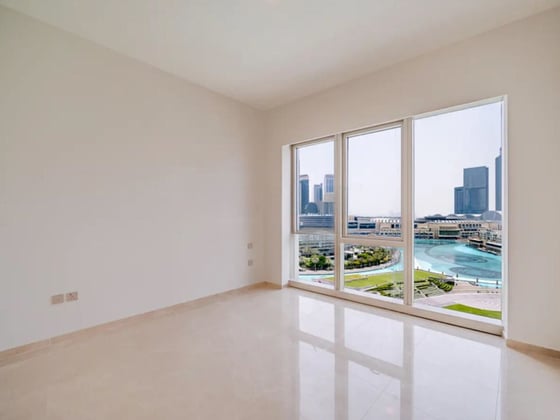 Refined Downtown Apartment with Burj Khalifa View, picture 12