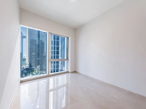 Refined Downtown Apartment with Burj Khalifa View, picture 8