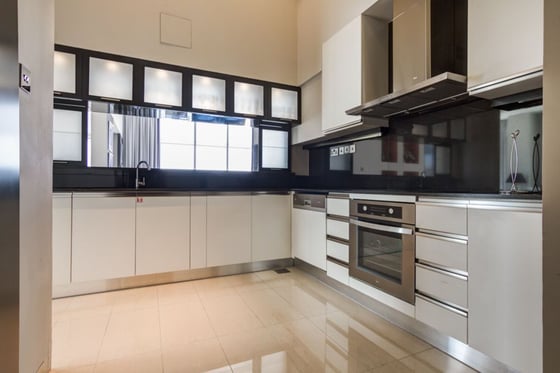Exclusive &amp; Modern 3BR Fully Furnished Penthouse, picture 9