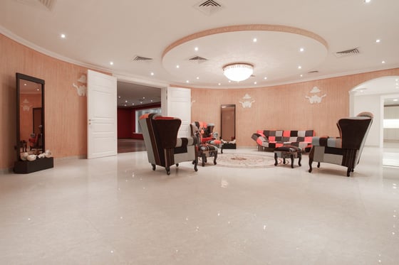 Fantastic Luxury Lake View Villa, picture 18