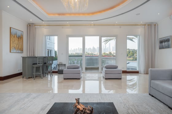 Magnificent 7 Bed Villa in Emirates Hills, picture 35