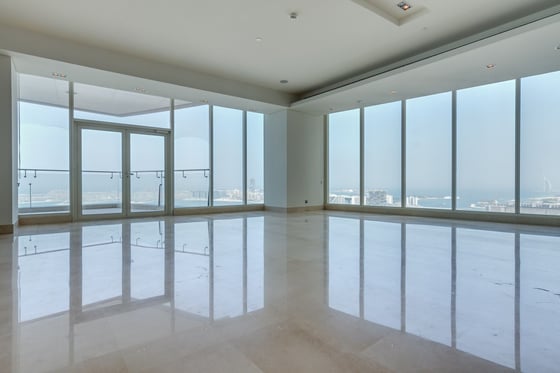 High Floor Modern Penthouse in Le Reve, picture 8