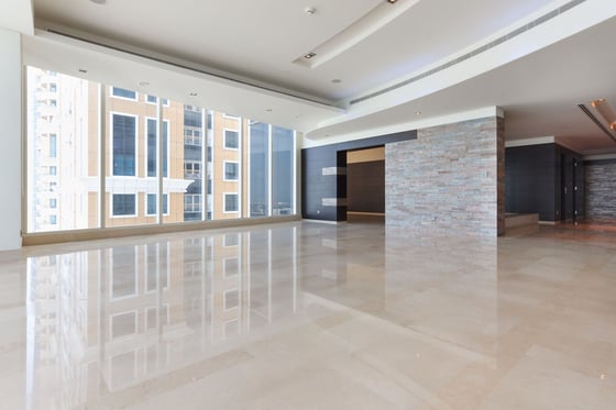 High Floor Modern Penthouse in Le Reve, picture 9