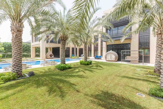 Beautiful 8 Bed Modern Arabic Mansion, picture 20