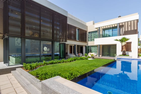 Luxurious 4 Bedroom Villa in Mohammed Bin Rashid City, picture 1