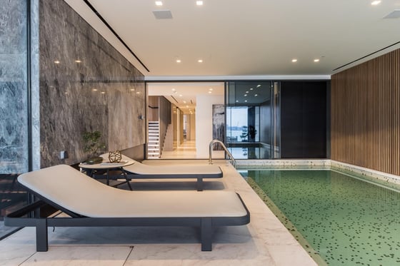 Luxuriously Finished Penthouse Private Pool on Palm, picture 11
