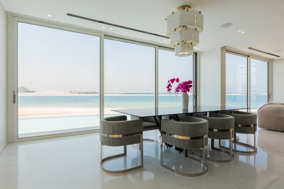 Most sought-after beach front villa on the Palm Jumeirah, picture 7
