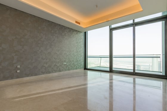 Exclusive PH, Largest Terrace with Burj K Views, picture 11