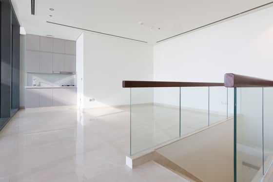 Exclusive PH, Largest Terrace with Burj K Views, picture 17