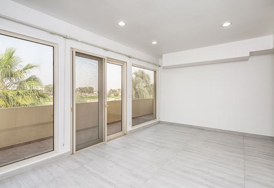 Luxury redesigned  Villa in front line Golf Course, picture 13