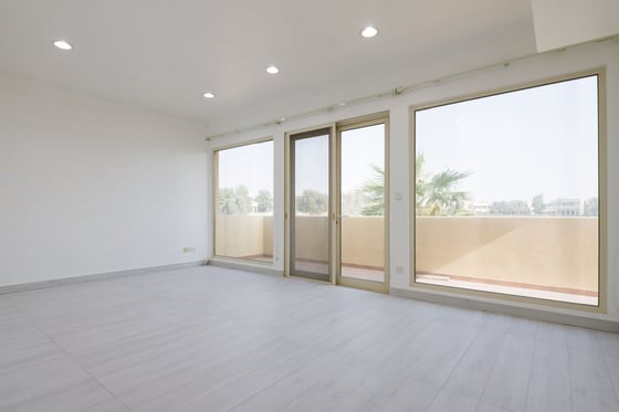 Luxury redesigned  Villa in front line Golf Course, picture 30