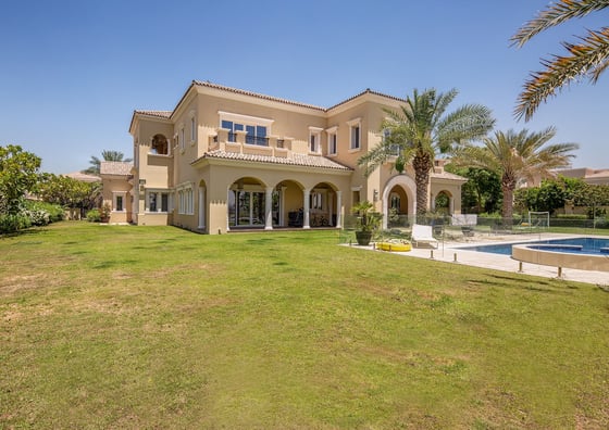 Immaculately Presented Polo View villa ready to occupy, picture 16