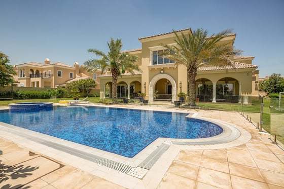 Immaculately Presented Polo View villa ready to occupy, picture 14