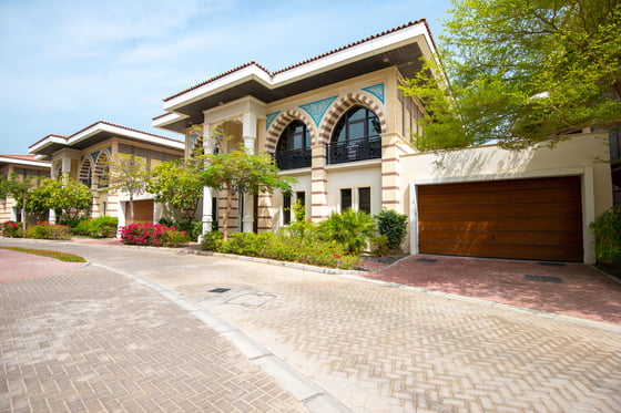 EXCLUSIVE | Beach Royal 5BR Residences Villa, picture 1