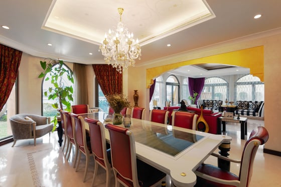Fully Upgraded | Luxurious Finishing | Vacant, picture 4