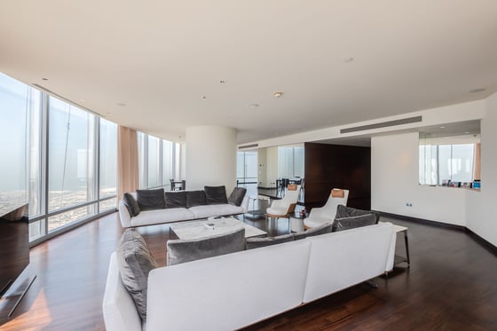 Luxury Penthouse | Euphoric Views |100+ Floor, picture 3