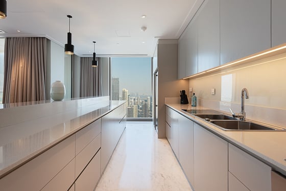 Stunning 4BR Duplex Penthouse in Vida Residences, picture 9