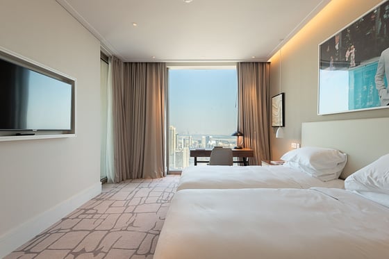 Stunning 4BR Duplex Penthouse in Vida Residences, picture 21