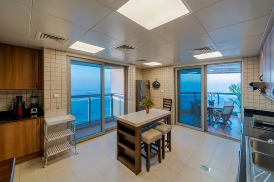 High floor renovated Full sea and Palm view, picture 14