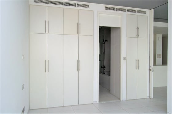 Spacious 1 Bed | Iconic Burj Khalifa View, picture 7