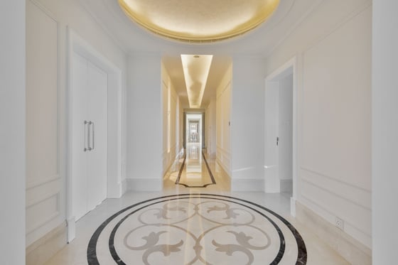 Full Floor Penthouse in The 118, picture 23
