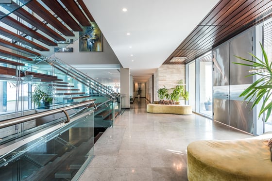 Private Palm Jumeirah |Beachfront Palace, picture 5