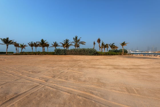 Jumeirah Bay Island | Beach Front Plot, picture 6