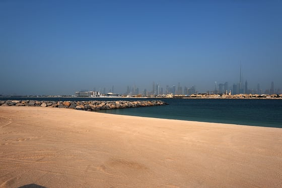 Jumeirah Bay Island | Beach Front Plot, picture 10