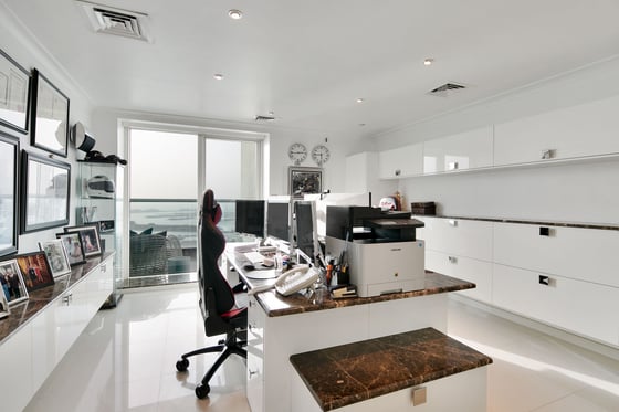 State of the art Penthouse at Emirates Crown, picture 21