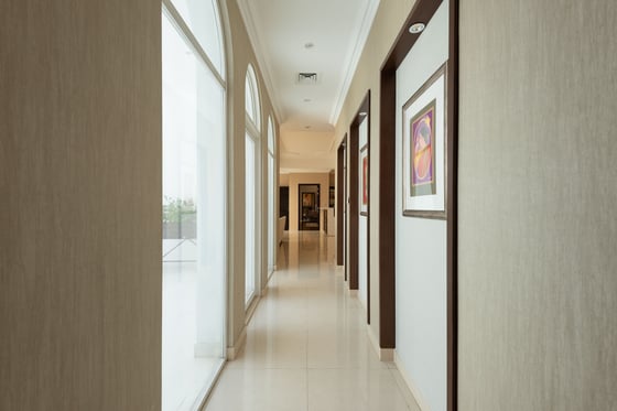 Exclusive 7 Bedroom Emirates Hills Family Villa, picture 6