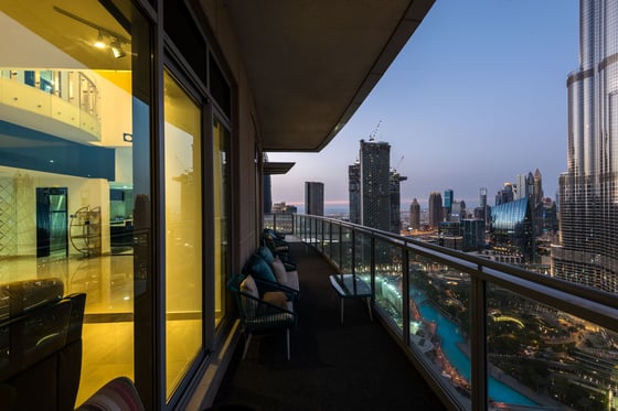 Luxury Penthouse Overlooking the Burj Khalifa, picture 8