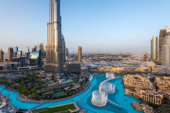 Luxury Penthouse Overlooking the Burj Khalifa, picture 10