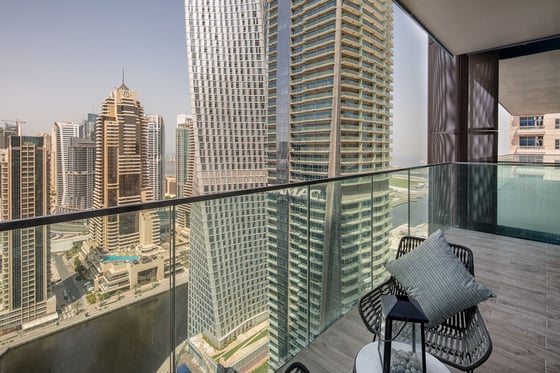Splendid 1 Bed in Jumeirah Living Marina Gate, picture 12