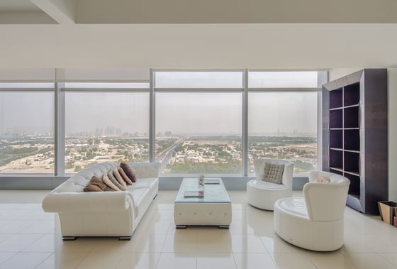 Stunning 3 Bedroom Apartment | WTC | Rent, picture 3