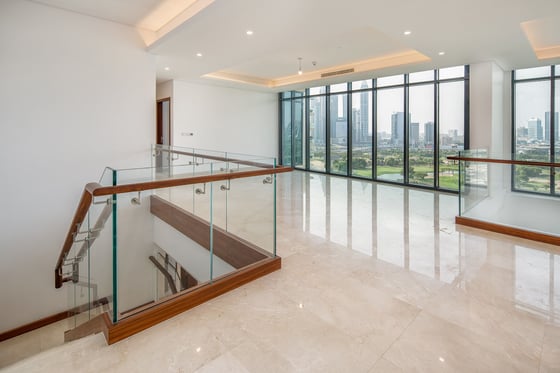 Luxury penthouse apartment in The Hills, picture 14