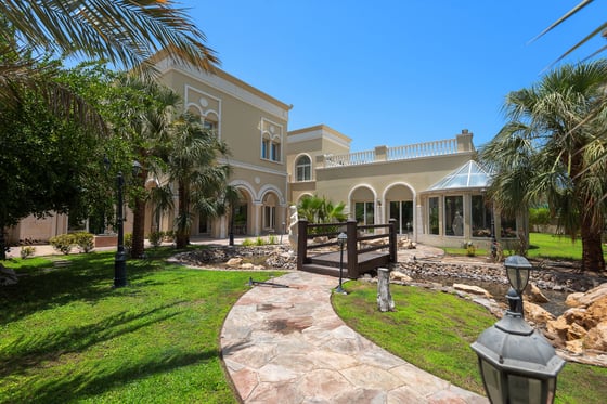 Video tour for Beautiful 8 Bed Emirates Hills Villa