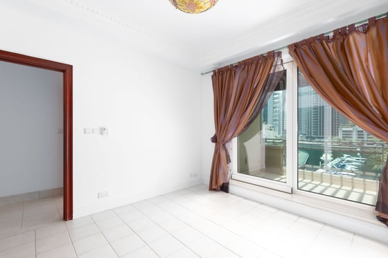 Al Anbar 4 Bedroom + Maid Villa | Full Marina View, picture 8