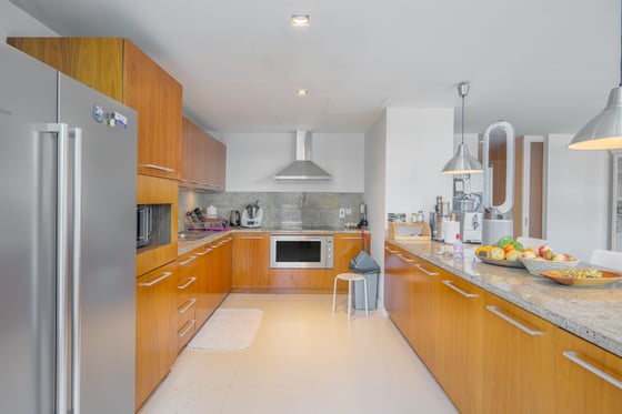 Exclusive 4 bedroom for sale in DIFC, picture 7